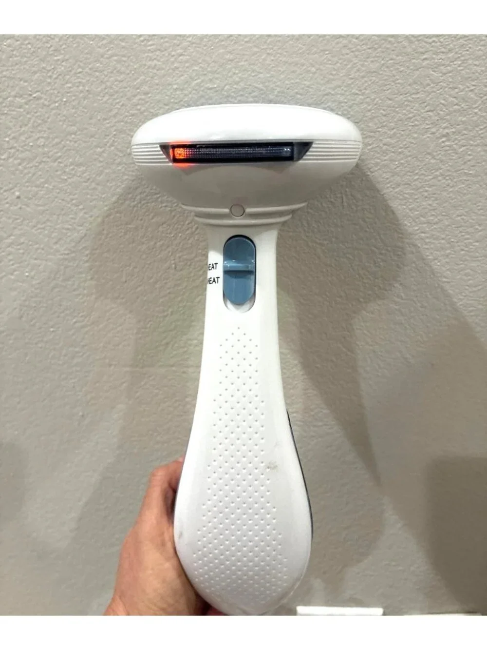 Conair ExtremeSteam Blue handheld steamer dual heat technology